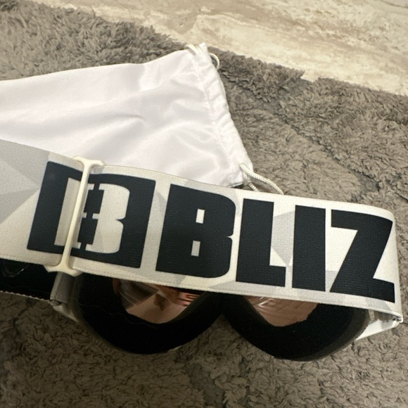COPY - Bliz Ski Goggles ⛷️ - Picture 4 of 8